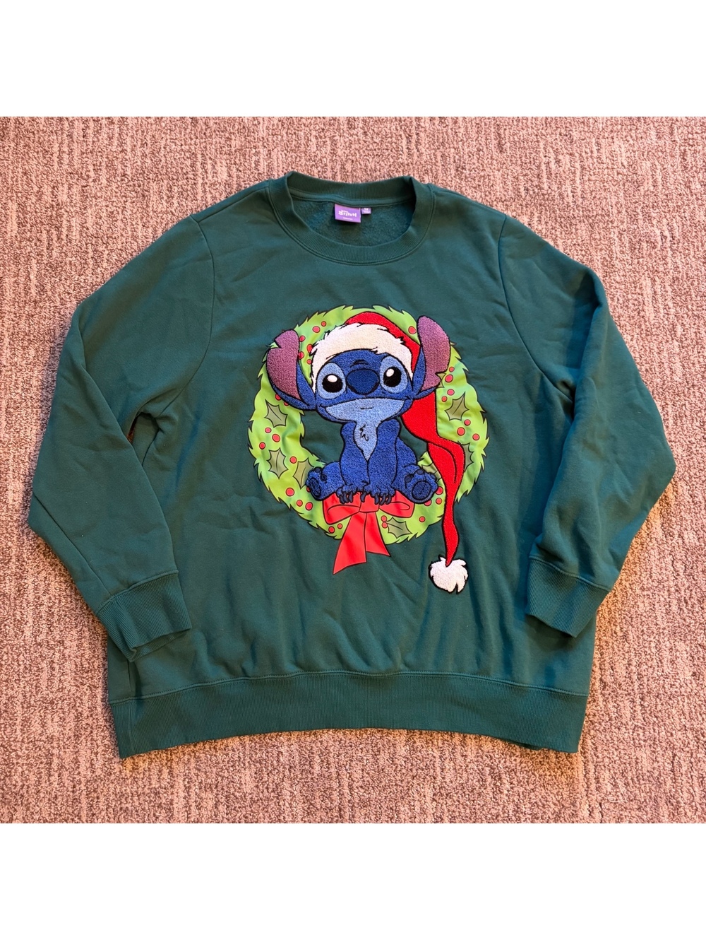 Disney Lilo & Stitch Christmas crew neck sweater green women’s size 1X